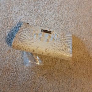 BRAHMIN M1ILLIE WRISTLET / CLUTCH